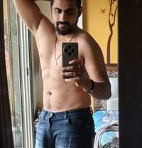 Vien - Male escort in Mumbai