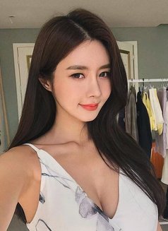 Vietnamese spice girl Lola - escort in Shanghai Photo 8 of 9