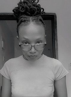 Viginiah - escort in Bangkok Photo 6 of 7