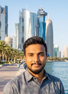 Vigneshved - Male escort in Doha Photo 1 of 3