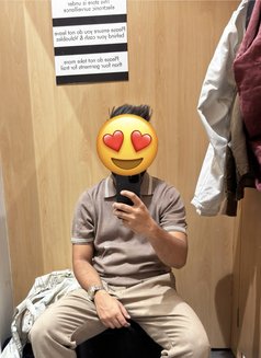 Vihaan:Licking and sucking expert - Male escort in Mumbai Photo 3 of 4