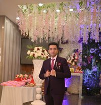 Vihaan Sharma - Male escort in New Delhi