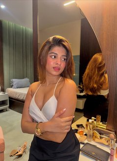 Vihana - escort in Candolim, Goa Photo 1 of 3