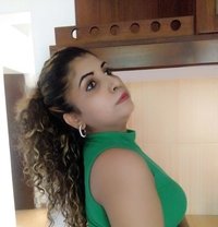 Vihara Weerawardhana - escort in Colombo