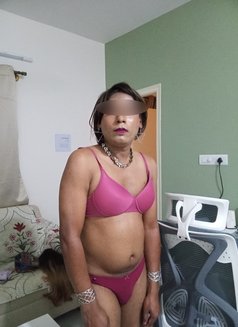 Vijay - Transsexual escort in Bangalore Photo 6 of 8