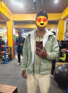 Vijay - Acompañantes masculino in New Delhi Photo 2 of 3