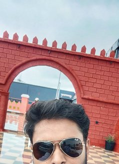 Vijay - Male escort in Pune Photo 1 of 8