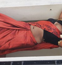 Viji - Transsexual escort in Chennai