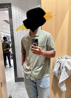 Vijju - Male escort in Guwahati Photo 1 of 1