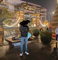 Vik - Male escort in Gurgaon