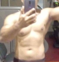 Vik Oberai - Male escort in Bangalore