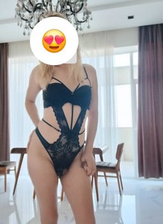 Vika - Transsexual escort in Tbilisi Photo 3 of 5