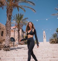 Vika - puta in Tel Aviv