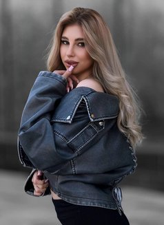 Vika - escort in Hong Kong Photo 15 of 15