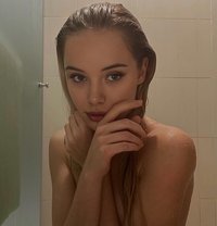 Vika truly GFE - escort in Beijing Photo 6 of 10