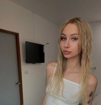 Vika - escort in Phuket