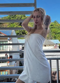 Vika - puta in Phuket Photo 10 of 13