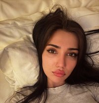Vika - puta in Riyadh Photo 6 of 10