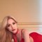 Vika20y, Sexy Tall Blonde A-Level - puta in Dubai Photo 2 of 15