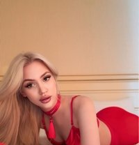 Vika20y, Sexy Tall Blonde A-Level - puta in Dubai