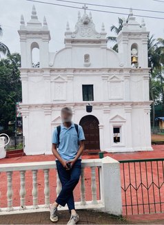 Vikas Boyfriend Experience - Male escort in Mumbai Photo 2 of 3