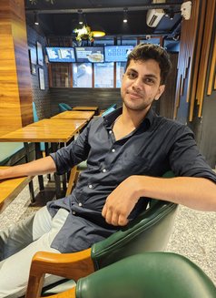 Vikas - Acompañantes masculino in New Delhi Photo 3 of 4