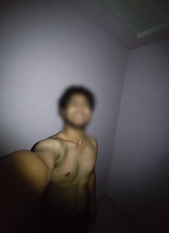 Vikas - escort in Mumbai Photo 3 of 3
