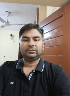 Vikas - Male escort in New Delhi Photo 2 of 3