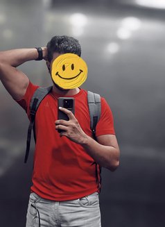 Vikas - Acompañantes masculino in Noida Photo 2 of 4