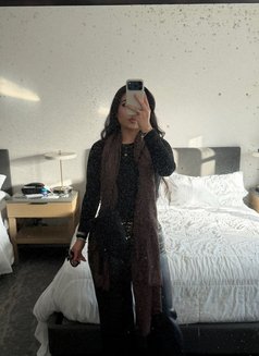 Viki - escort in Malmö Photo 2 of 3