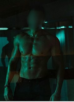 Viki - Acompañantes masculino in Pune Photo 5 of 15