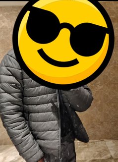 Viki Sing - Acompañantes masculino in Pune Photo 3 of 3