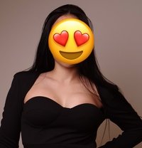 Vikie - escort in Dubai