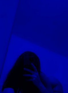 Vikins - Dominadora transexual in Abuja Photo 3 of 4