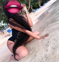 PiNK APPLES EROTİC PARLOUR - escort in Nairobi