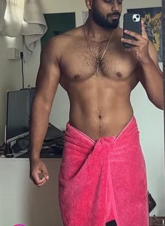Vikram Hot - Male escort in Kolkata Photo 1 of 1