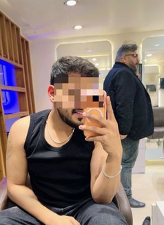 Amore - Male escort in New Delhi Photo 9 of 9