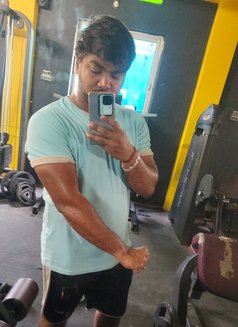 Vikram - Acompañantes masculino in Chennai Photo 3 of 4