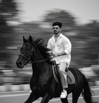 Vikram - Male escort in Indore