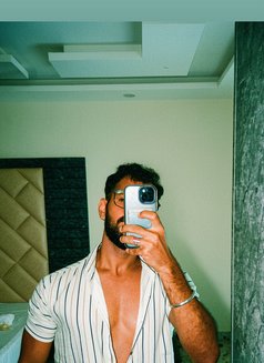 Vikram - Male escort in Kolkata Photo 1 of 1