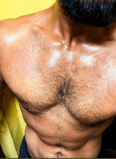 Vikram - Male escort in Kolkata Photo 2 of 3