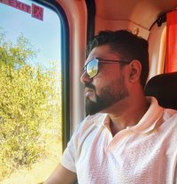 Vikram - Male escort in Mumbai