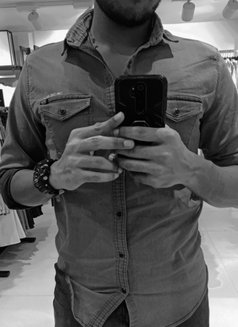 Vikram - Acompañantes masculino in New Delhi Photo 4 of 4