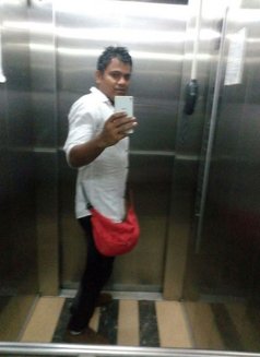 Vikrant Doifode - Male escort in Mumbai Photo 6 of 9