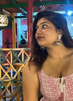 Vikshita - escort in Mumbai Photo 3 of 3