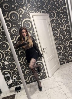 Viktoria Russia - Transsexual dominatrix in İstanbul Photo 3 of 13