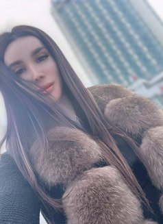 Viktoria Russia - Transsexual dominatrix in İstanbul Photo 6 of 13