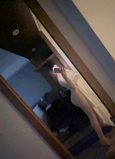 Viktoria Russia - Dominadora transexual in İstanbul Photo 17 of 18