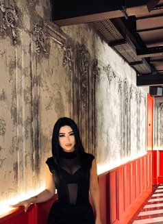 Vila - escort in Dubai Photo 1 of 6