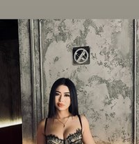 Vila - escort in Dubai